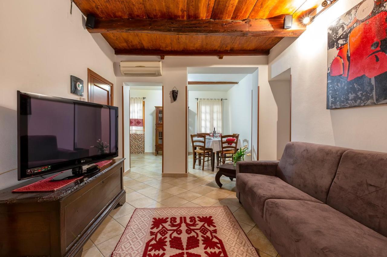 Nonno Efisio Apartment Old Town Alghero Exterior photo